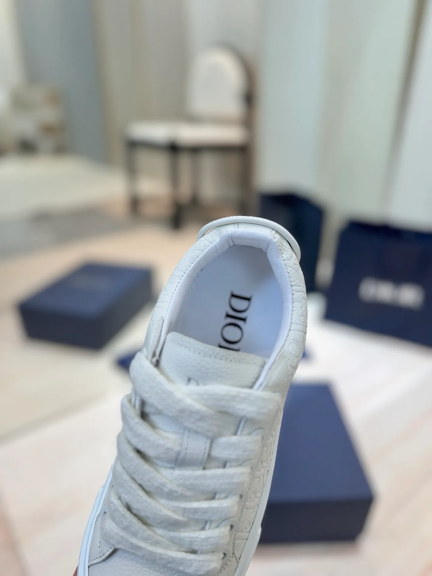 👟👟Ex-factory price 600👟👟 (Top version) Dior 2025 autumn and winter haute couture series new men's shoes CD jelly-colored flat casual shoes Dior and STONE ISLAND B33 round toe lace-up canvas skate shoes Stars' same style Oblique letter logo embroidered retro color-blocking sneakers The top high-end version on the market ✅ Upper: imported custom calfskin/suede leather ✅Inner: water-dyed cowhide lining ✅Outsole: original open-molded Tpu outsole ✅Packaging: full set of original box ✅Size: 35-45 (46 pieces customized, non-refundable)
